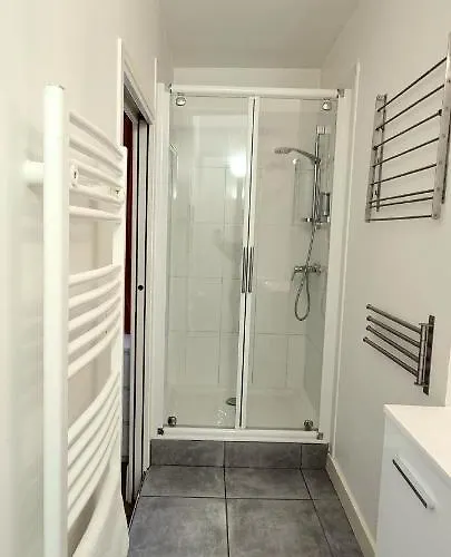 T2 Cosy - Capitole - Calme - Wi-fi - Netflix Apartment *